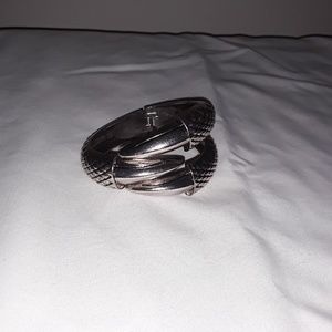 Silver Claw Bracelet